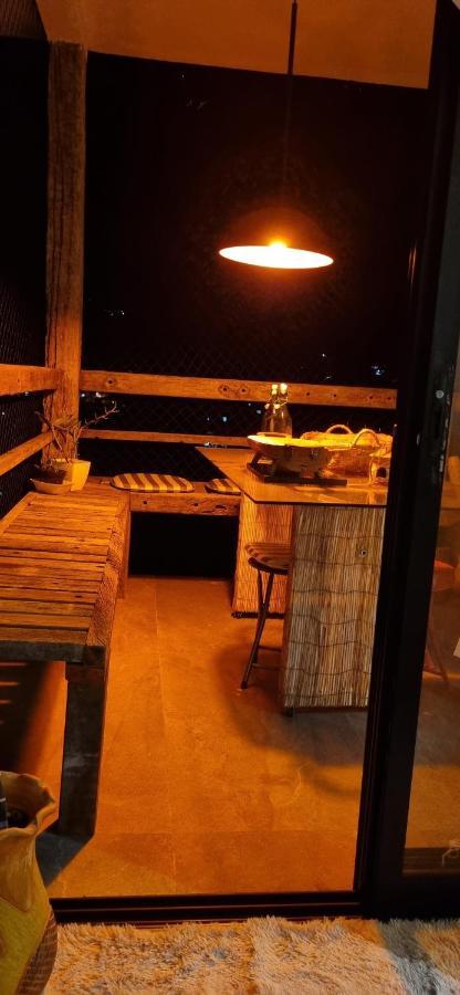 Suite Ilhabela - encantadora com varanda e vista panorâmica Exterior foto
